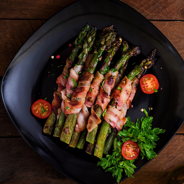 Spargel im Speckmantel